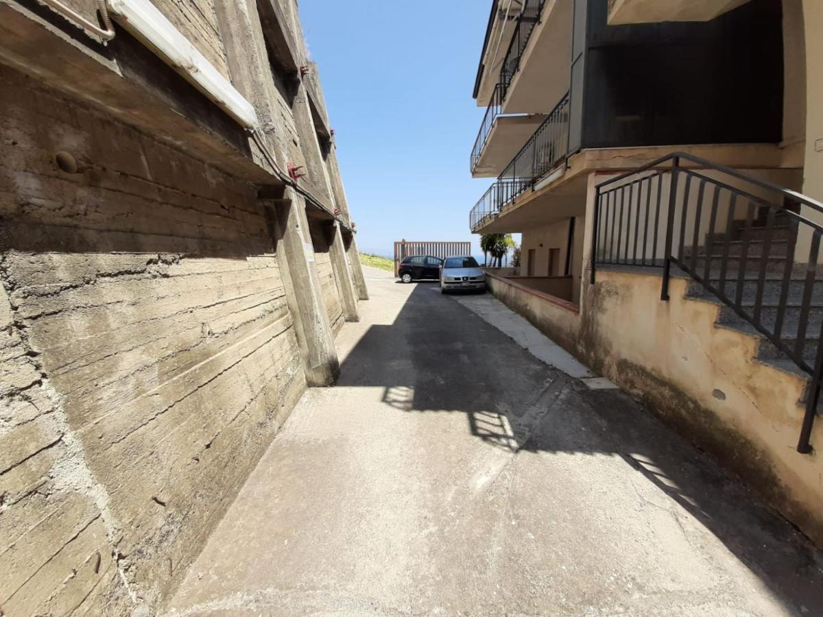 Casa Vacanze Andreana Apartment Letojanni Exterior foto