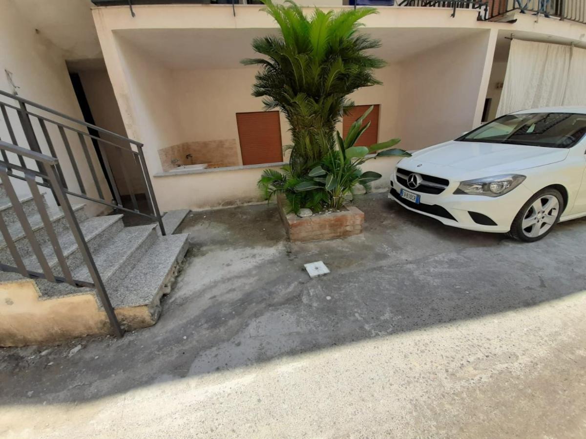 Casa Vacanze Andreana Apartment Letojanni Exterior foto